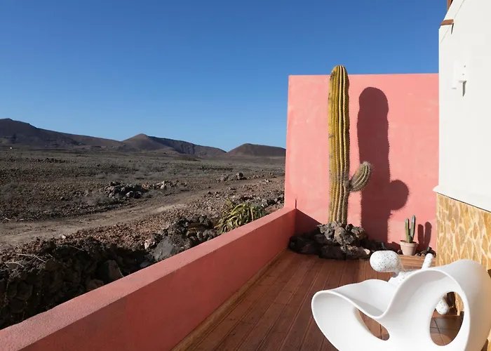 Сasa de vacaciones Casa Calderon Hondo, Design, Views&poll Lajares *