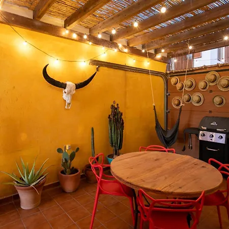 Casa Calderon Hondo, Design, Views And Poll Lajares Vakantiehuis *