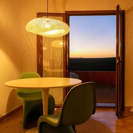 Casa Calderon Hondo, Design, Views And Poll Lajares Holiday home *