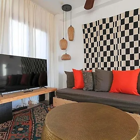 Casa Calderon Hondo, Design, Views And Poll Lajares *