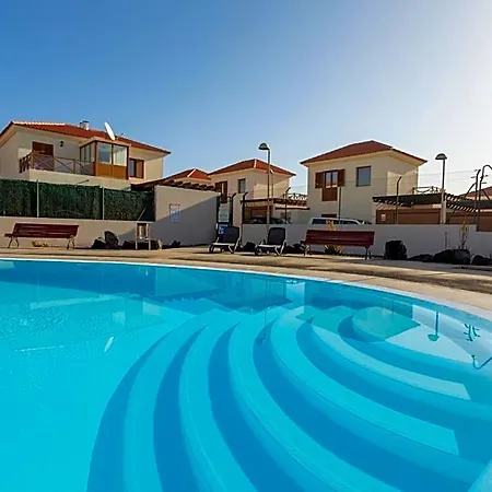 Casa Calderon Hondo, Design, Views And Poll Lajares * Коральео
