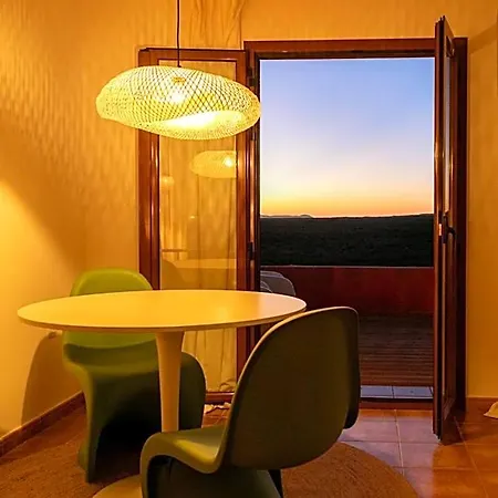 Дом отдыха Casa Calderon Hondo, Design, Views And Poll Lajares *