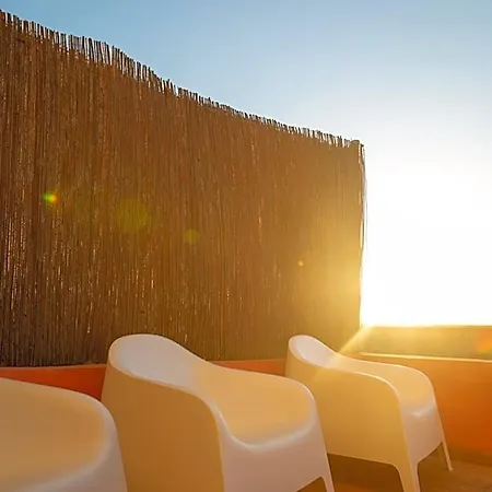 Casa Calderon Hondo, Design, Views And Poll Lajares Коральео